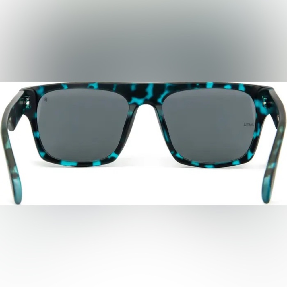 Nile 56mm Rectangular Sunglasses
MITA SUSTAINABLE EYEWEAR - Picture 3 of 7